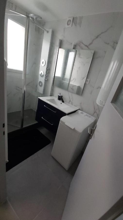 Appartement neuf F3 pour la location Saint-Jean-de-la-Ruelle Extérieur photo
