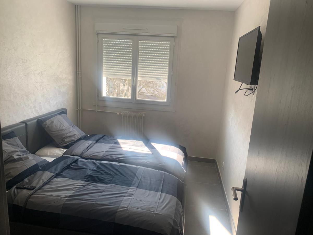 Appartement neuf F3 pour la location Saint-Jean-de-la-Ruelle Extérieur photo