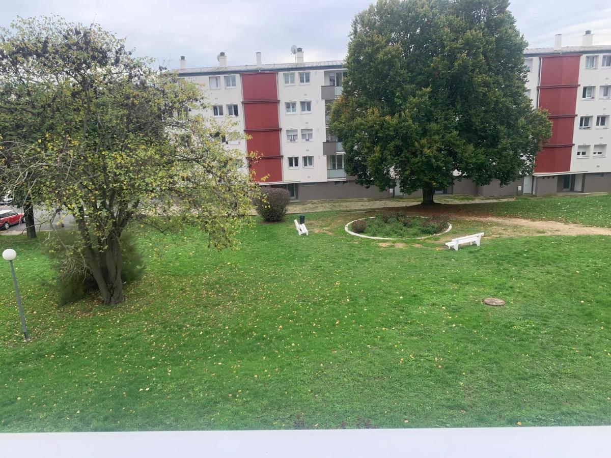 Appartement neuf F3 pour la location Saint-Jean-de-la-Ruelle Extérieur photo